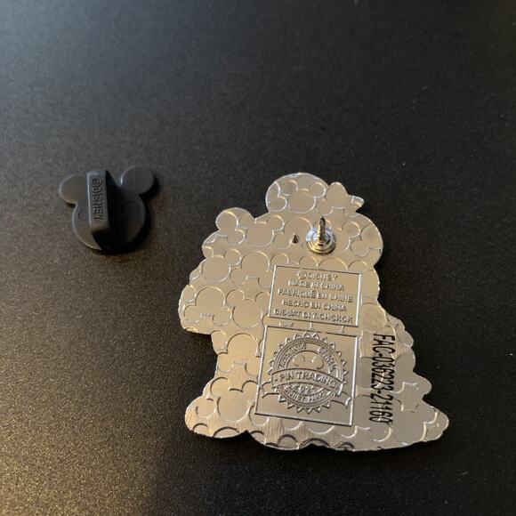 2021 Disney Parks Christmas Cutie Holiday Mystery Pin MINNIE MOUSE - Picture 3 of 6